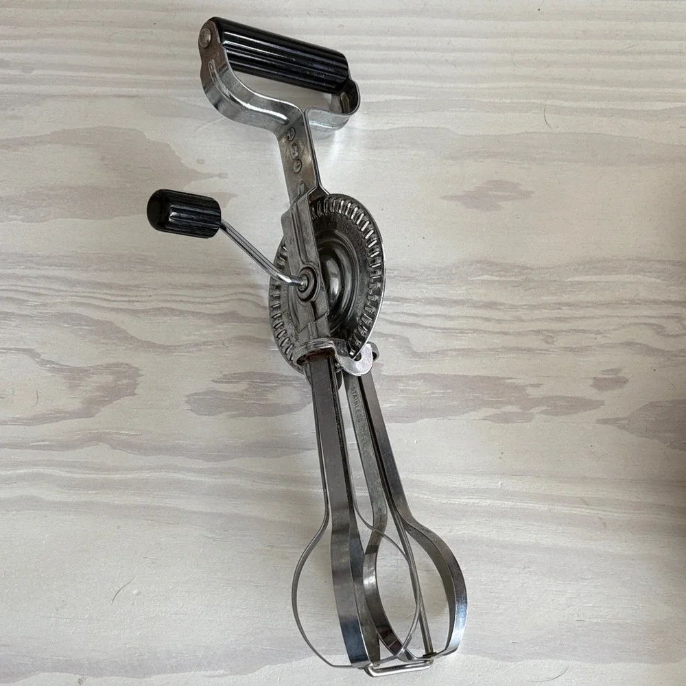 VTG Androck Hand-Crank‎ Egg Beater